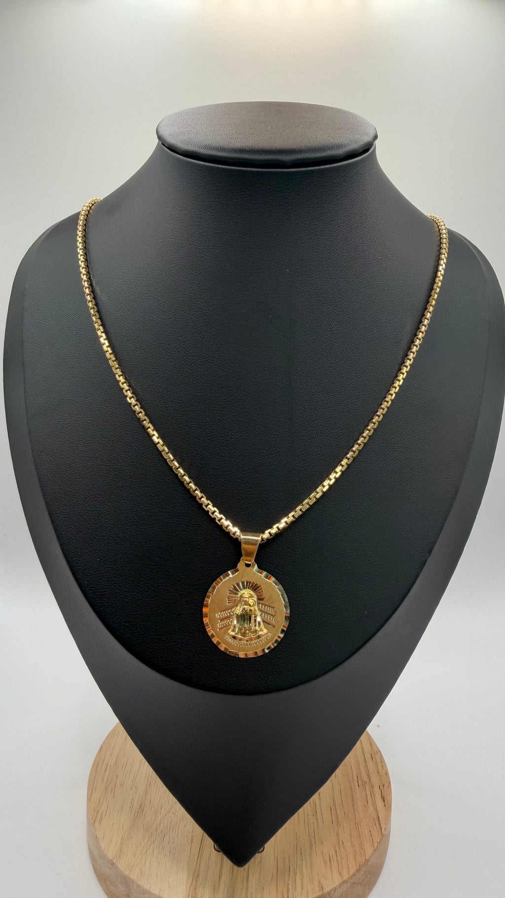 14K Box Chain + Virgin Mary Pendant Set