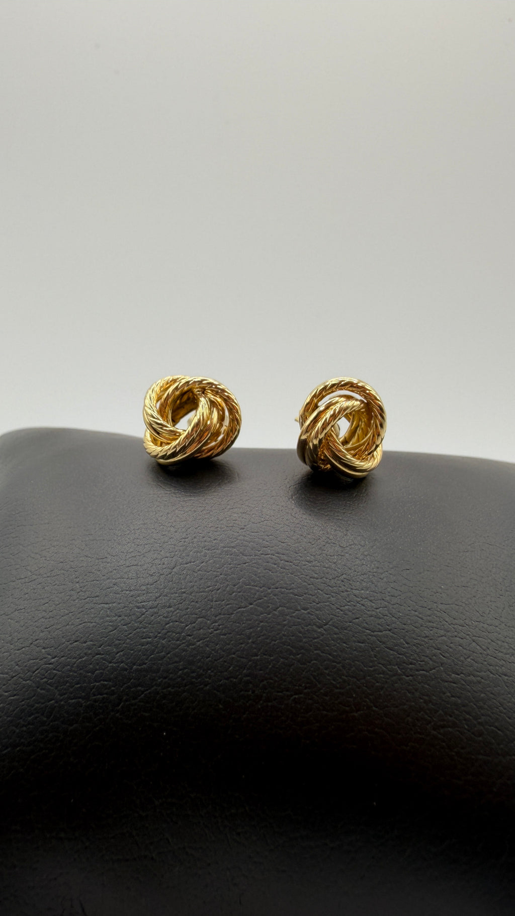 14K Solid Gold Knot Stud Earrings