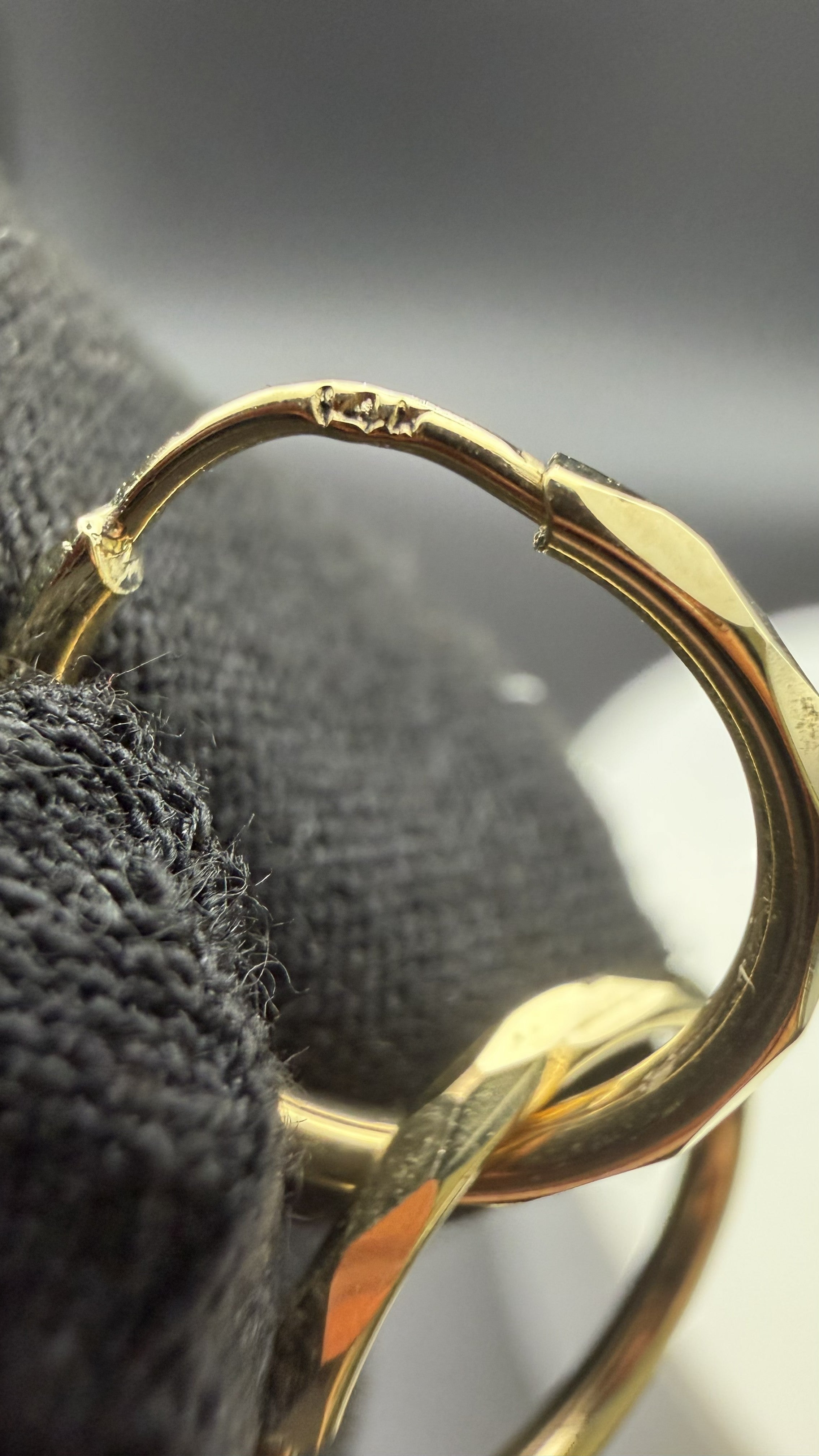 14K Solid Gold Small Hoop Earrings