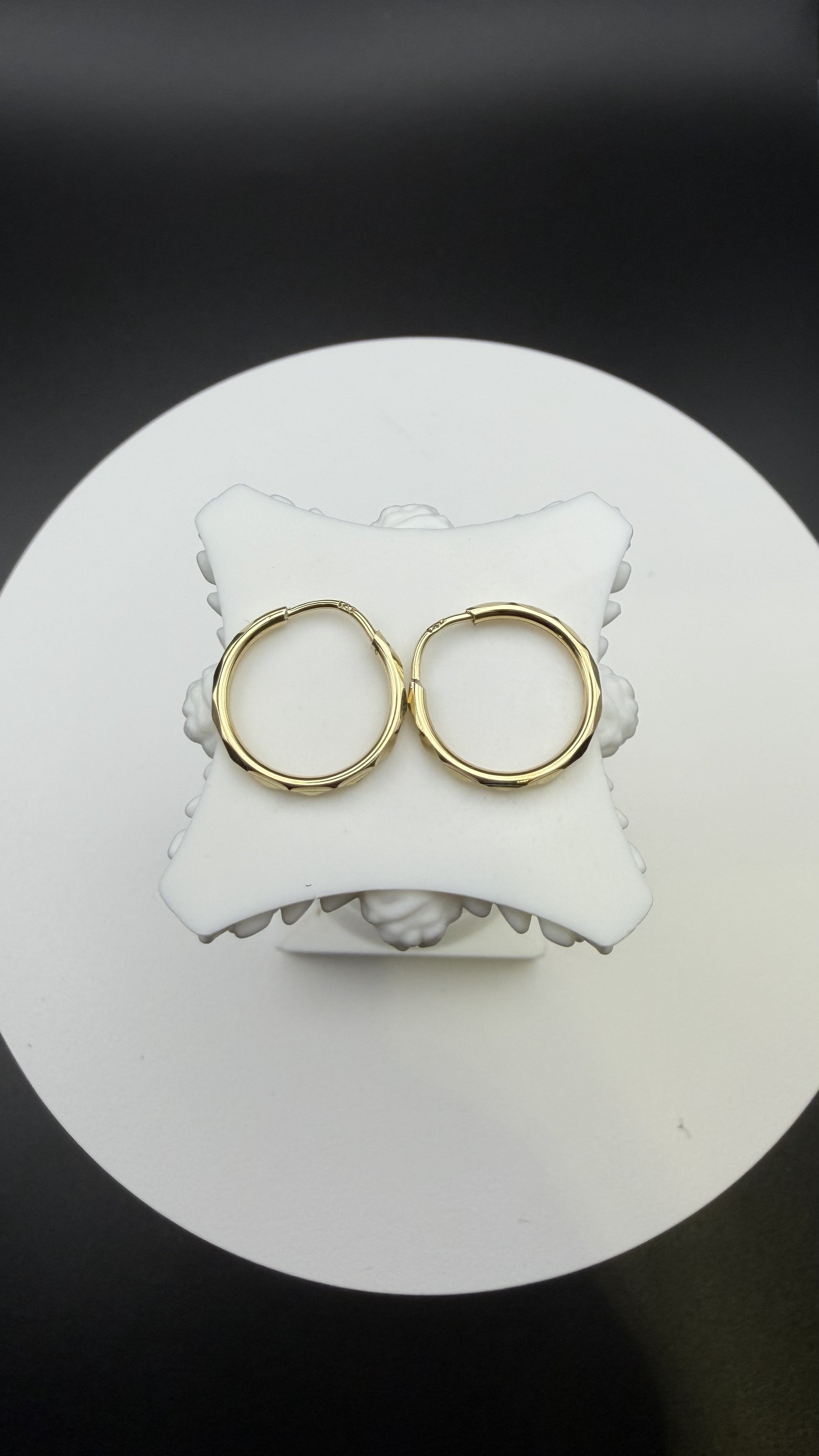 14K Solid Gold Small Hoop Earrings