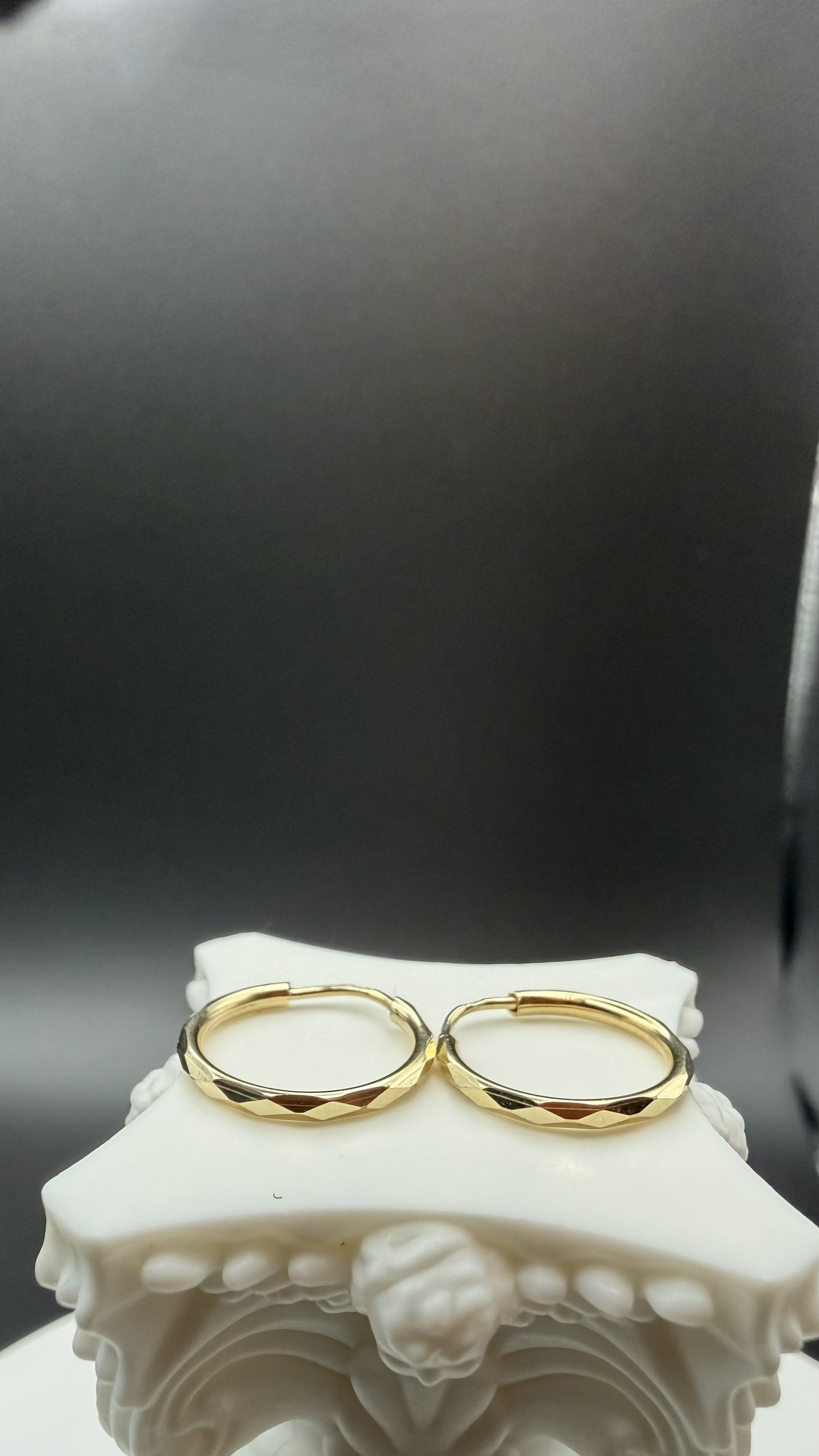 14K Solid Gold Small Hoop Earrings